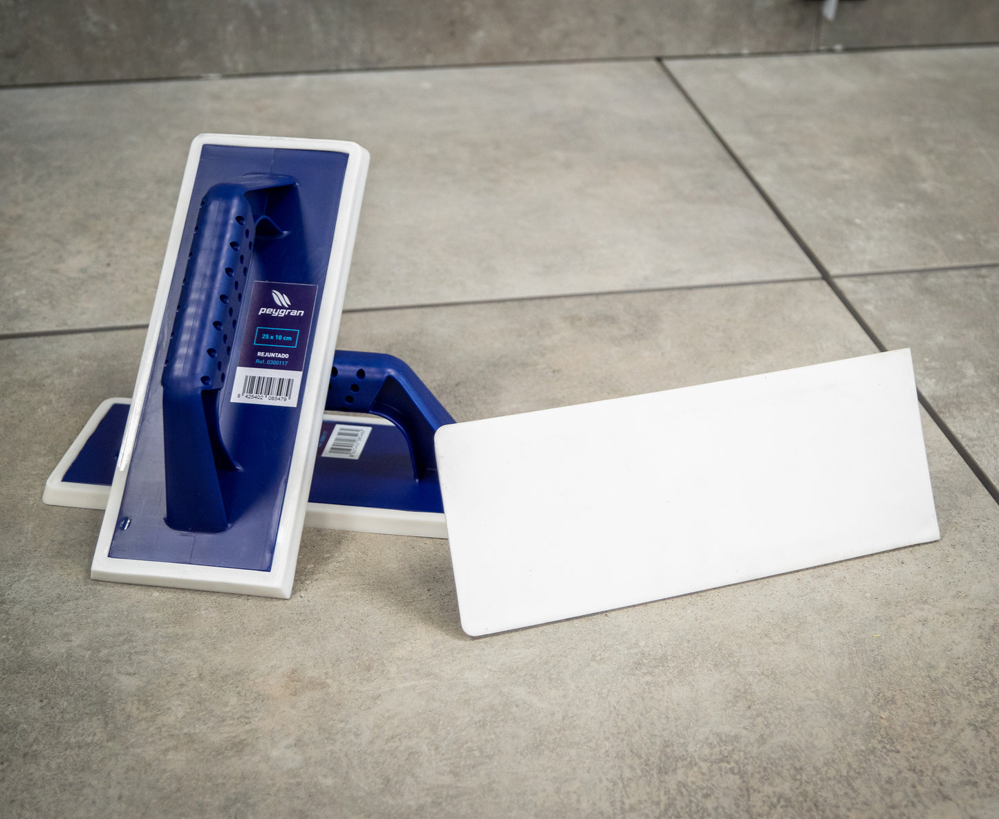 Grout float