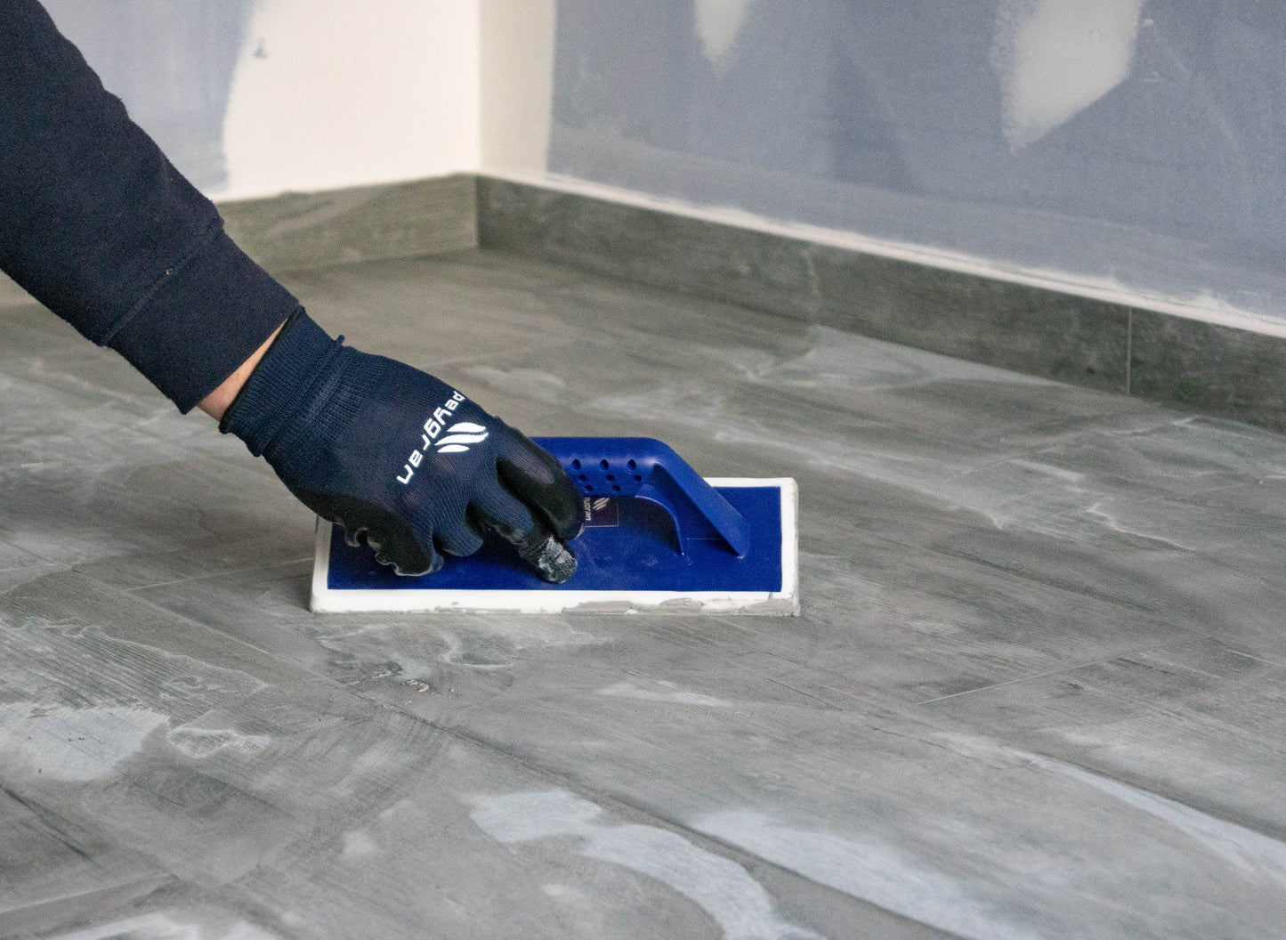 Grout float